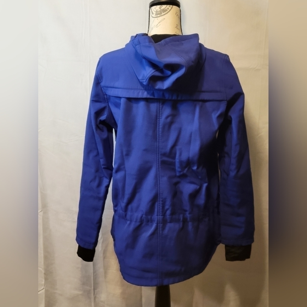 Calvin Klein Performance Wear Size-Small - Picture 5 of 7